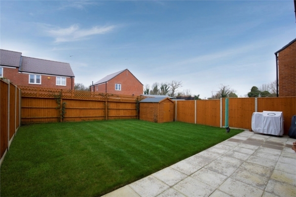 Floor Plan Image for 5 Bedroom Detached House for Sale in The Baulk, Houghton Regis, Dunstable, Bedfordshire